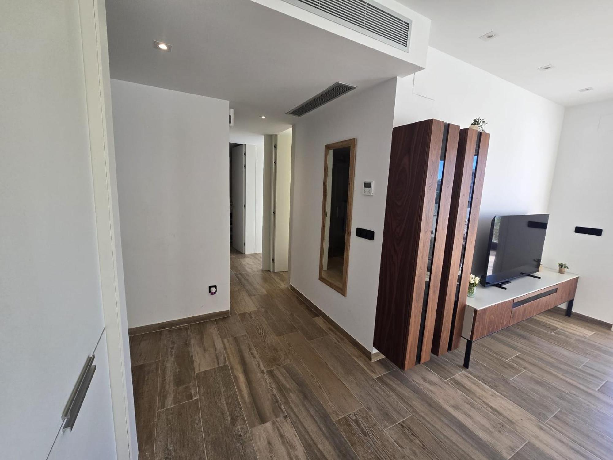Nice 2 Bedroom Bali Apartment With Sea Views Torrevieja Exteriér fotografie